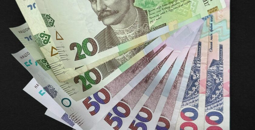 How Much Does a Lawyer Cost